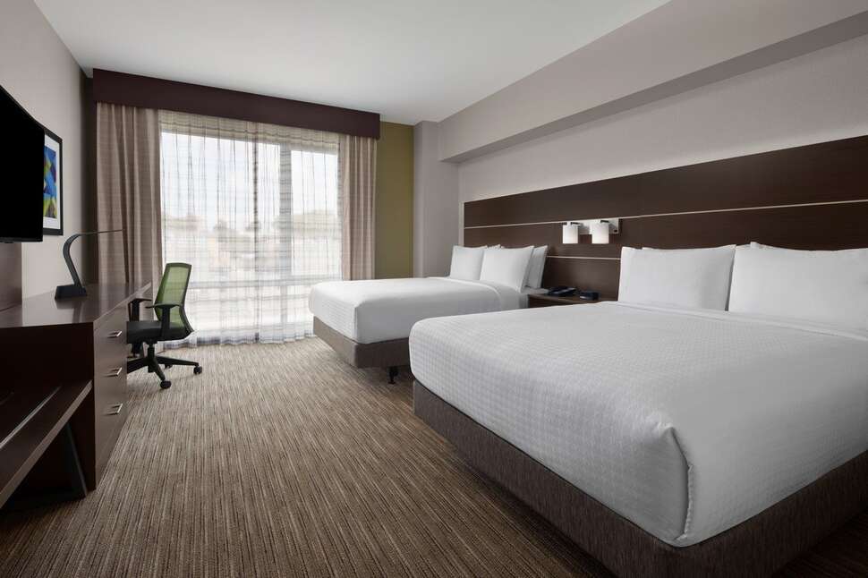 Een foto van Holiday Inn Express & Suites Woodside Queens NYC