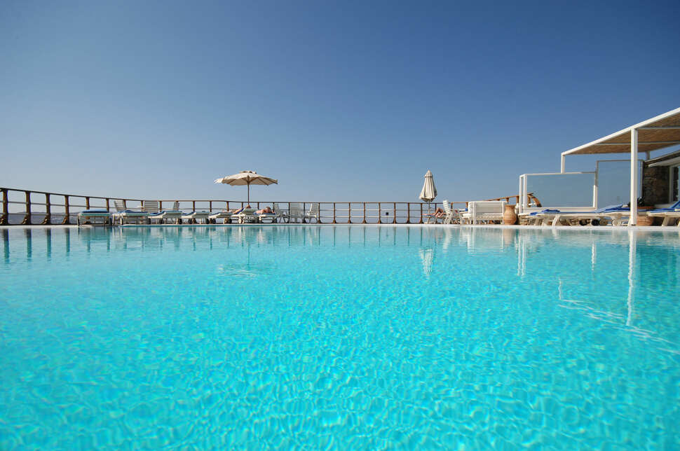 Een foto van het zwembad bij Mykonos View