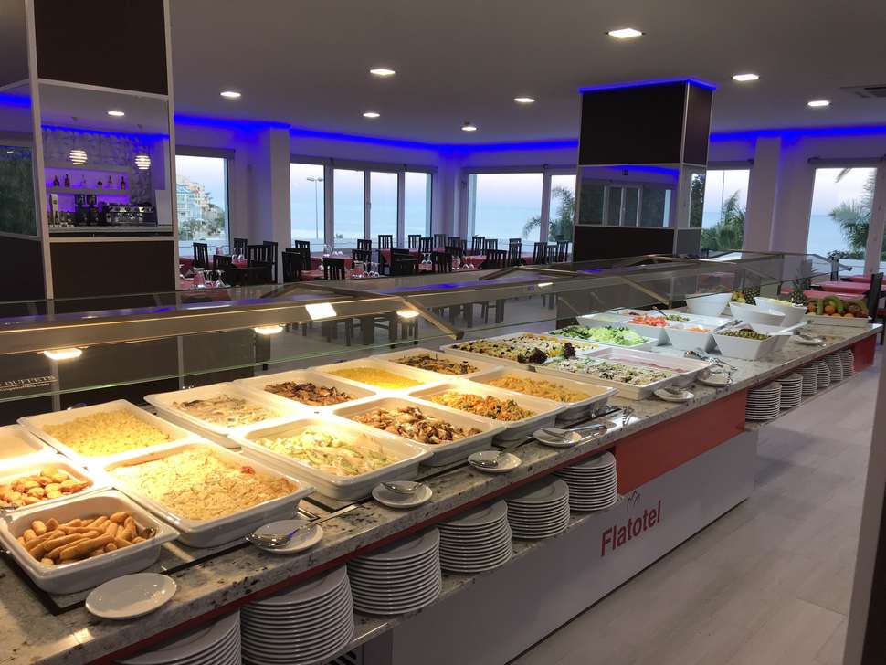 Een foto van de faciliteiten bij First Flatotel International