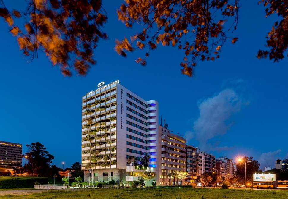 Een foto van de buitenkant van Hotel Acores Lisboa