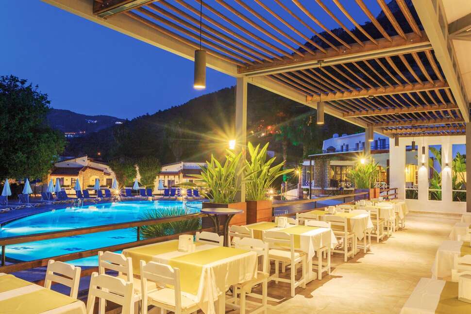 Een foto van de faciliteiten bij Oludeniz Beach Resort by Z Hotels