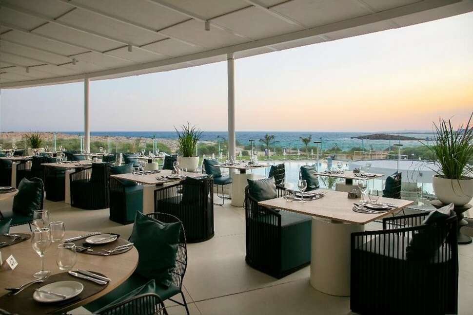Een foto van de faciliteiten bij Nissi Beach Resort