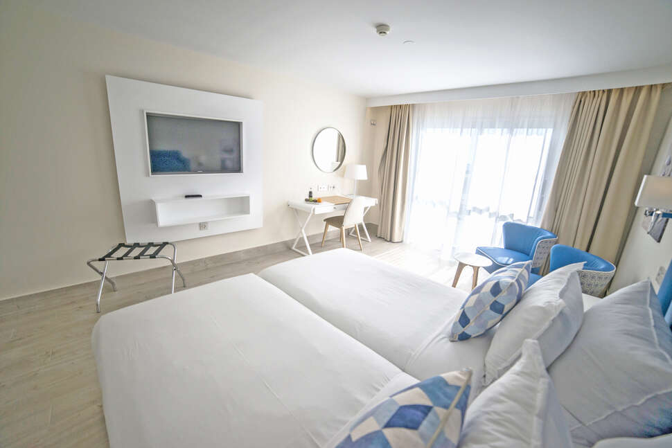 Ein Foto Hotel Boutique Tao Caleta Mar