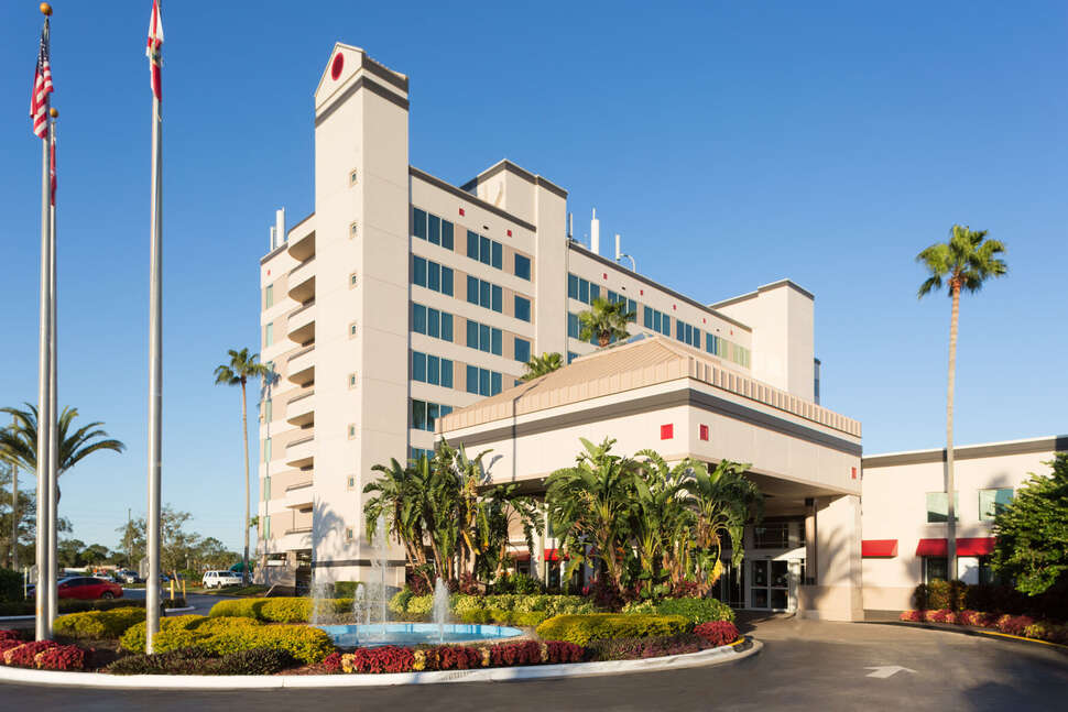 Ein Foto Ramada by Wyndham Kissimmee Gateway