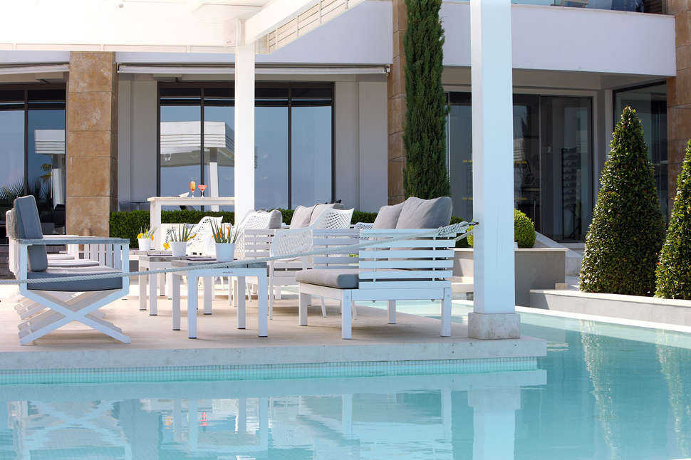 Een foto van het terras bij Cavo Olympo Luxury Hotel & Spa