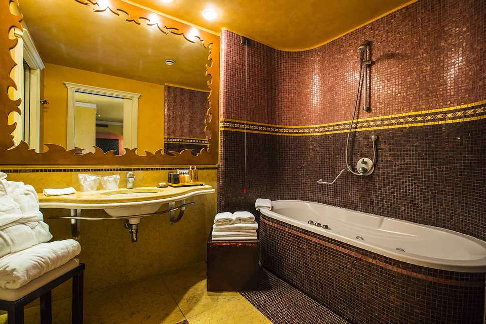 Een foto van Romano Palace Luxury Hotel