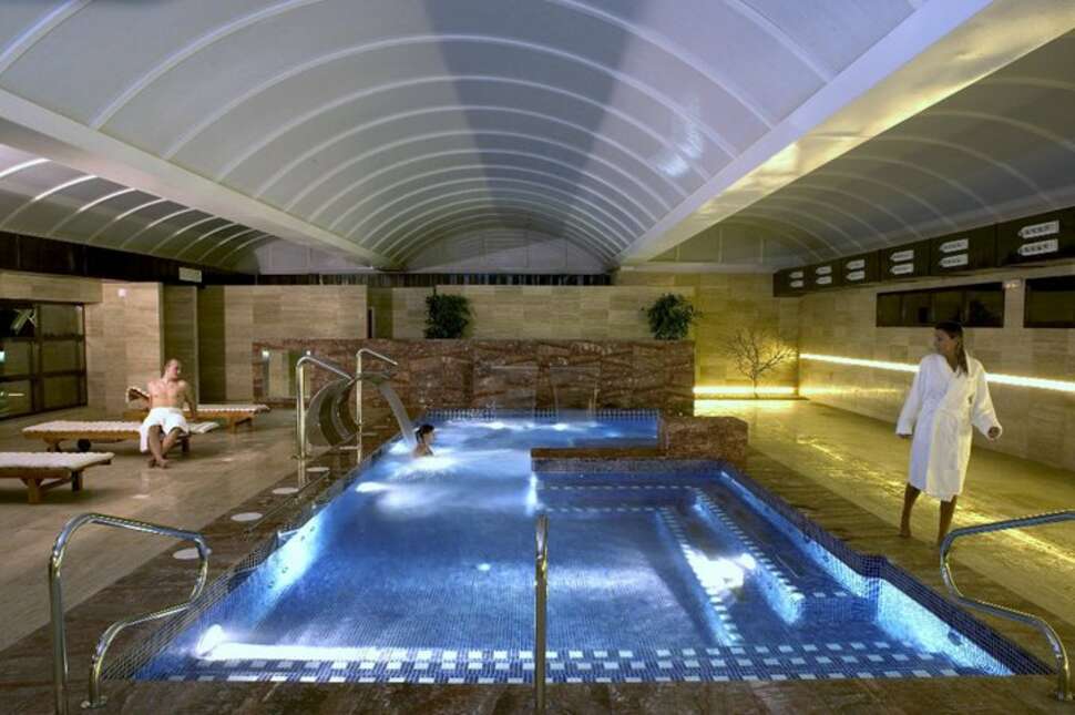 Een foto van het zwembad bij Hotel Rosamar
