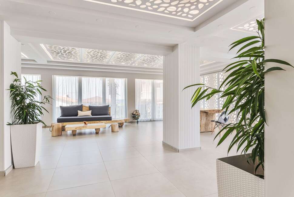 Een foto van het interieur van Kokkari Beach