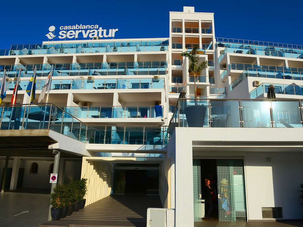 Ein Foto von der Außenansicht des Hotel Servatur Casablanca
