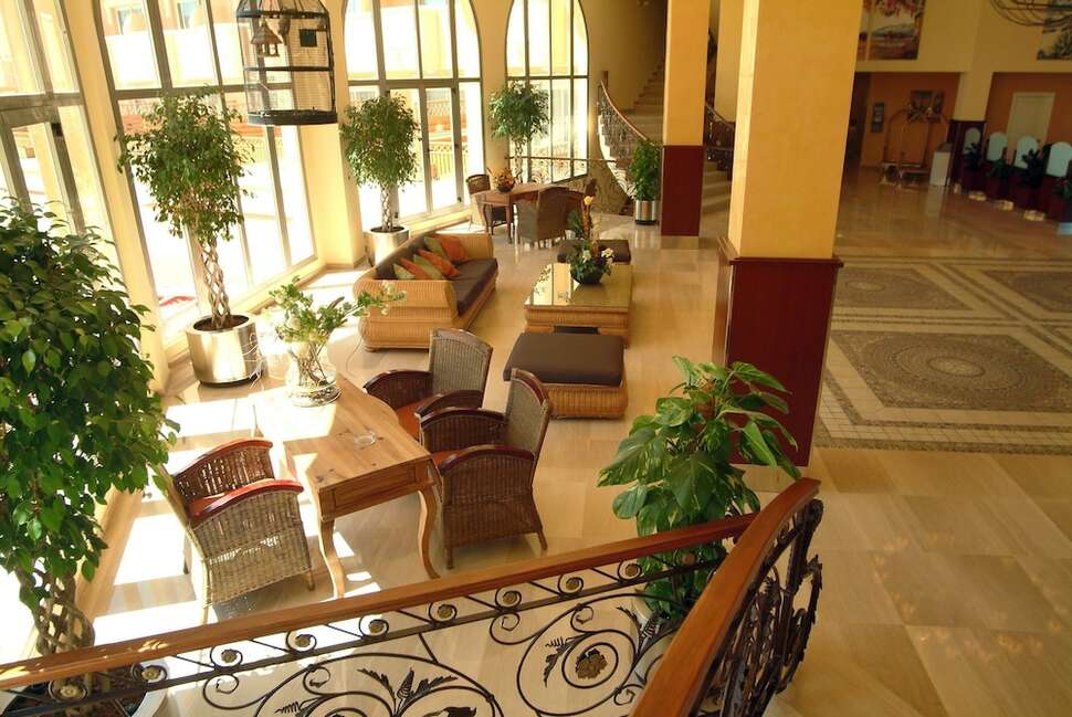 Een foto van het interieur van Ohtels La Hacienda