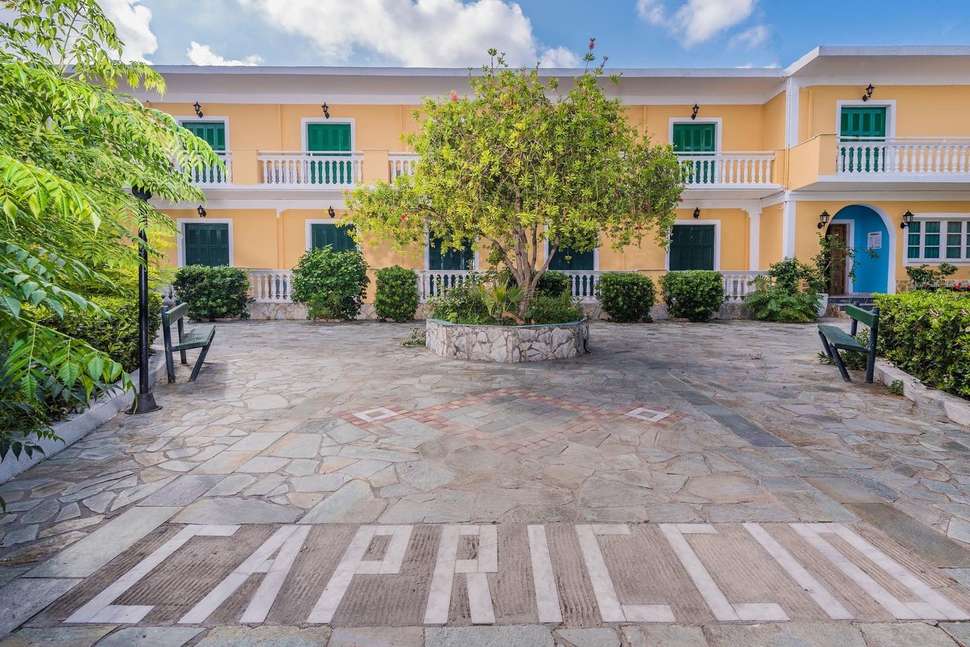 Ein Foto von der Außenansicht des Capriccio Studios