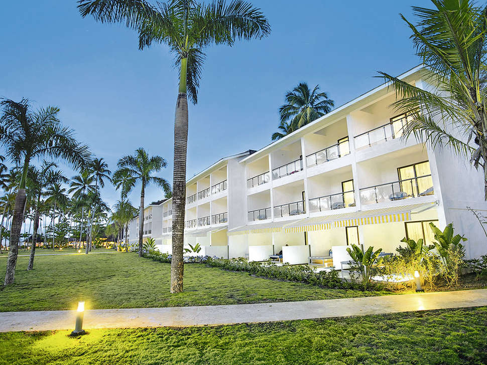 Een foto van de buitenkant van Viva Wyndham V Samana