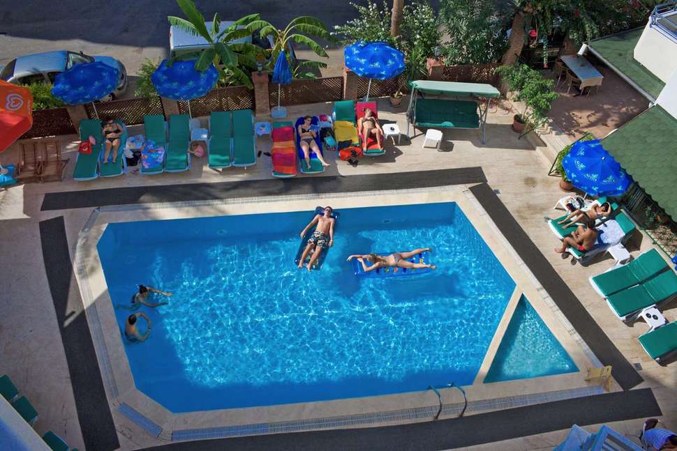 Ein Foto vom Pool im Hotel Remi