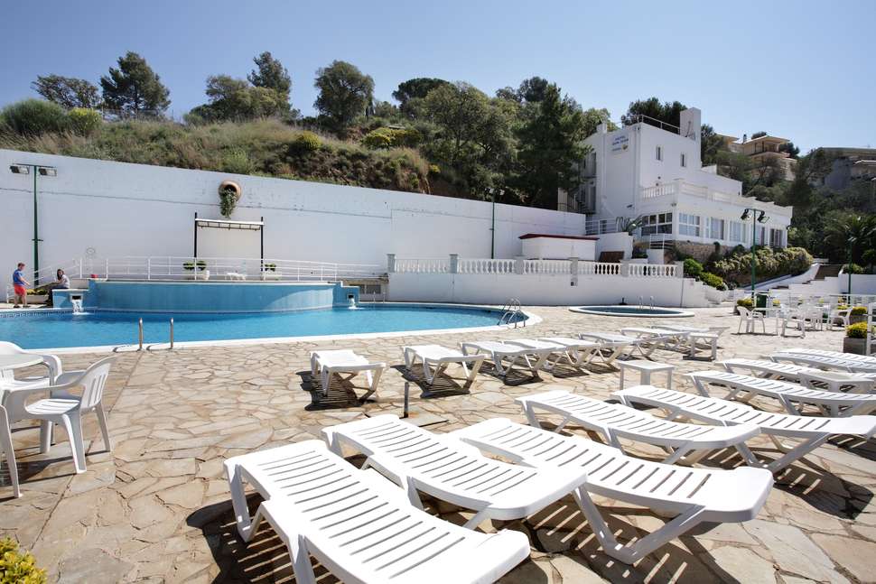 Een foto van het zwembad bij Hotel Don Juan Tossa