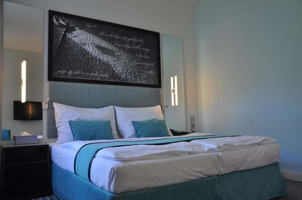 Ein Foto Hotel Red & Blue Design
