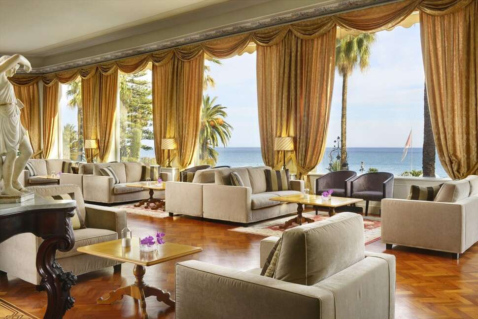 Ein Foto vom Innenbereich im Royal Hotel San Remo