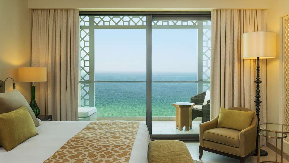Ein Foto The Luxury Collection Hotel Ajman Saray