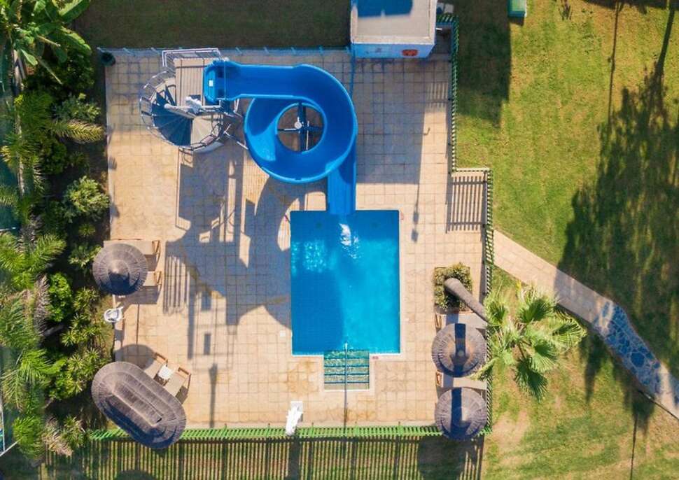 Ein Foto The Golden Bay Beach Hotel