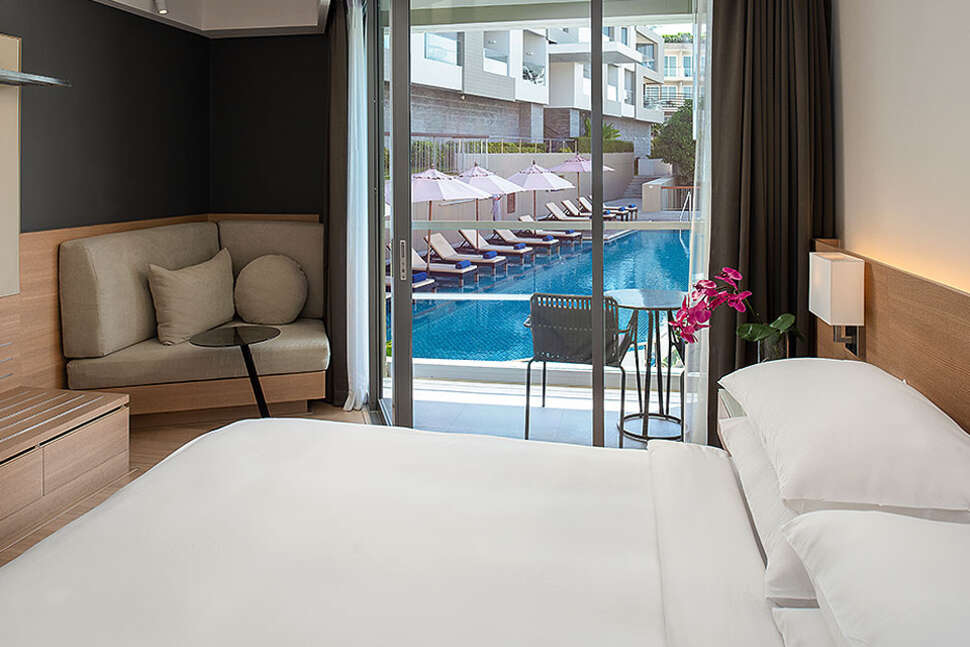 Een foto van The Andaman Beach Hotel Phuket