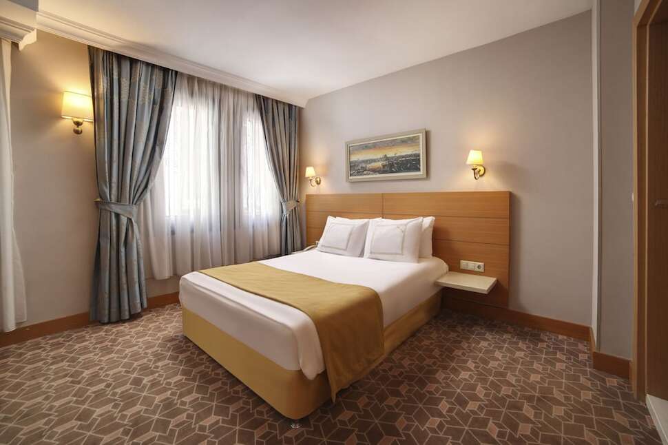 Ein Foto Almina Hotel