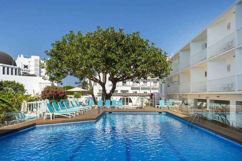 Ein Foto vom Pool im Hotel Vibra Marco Polo II