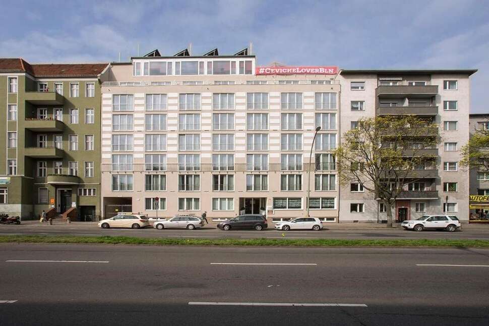 Een foto van Homaris Westside Berlin
