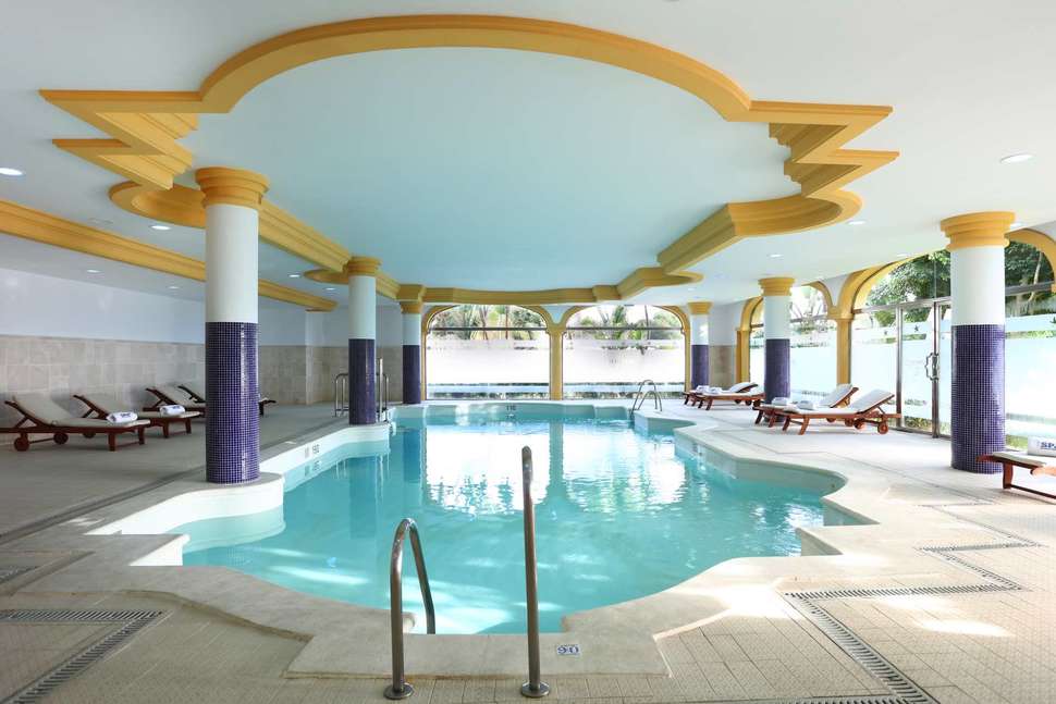 Een foto van het zwembad bij Iberostar Selection Andalucia Playa