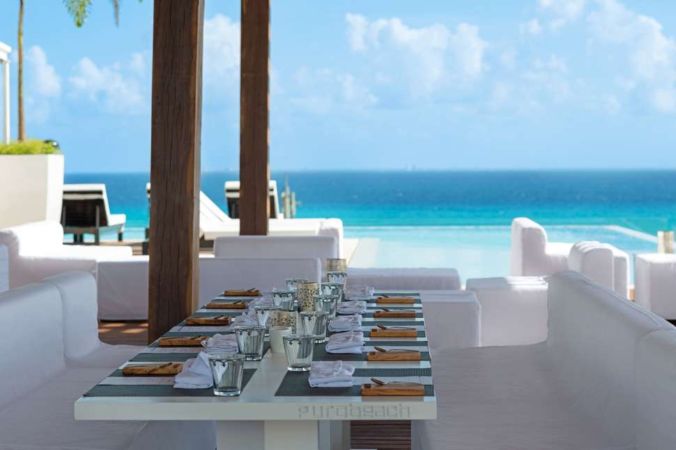 Een foto van The Fives Downtown Hotel & Residences Curio Collection by Hilton
