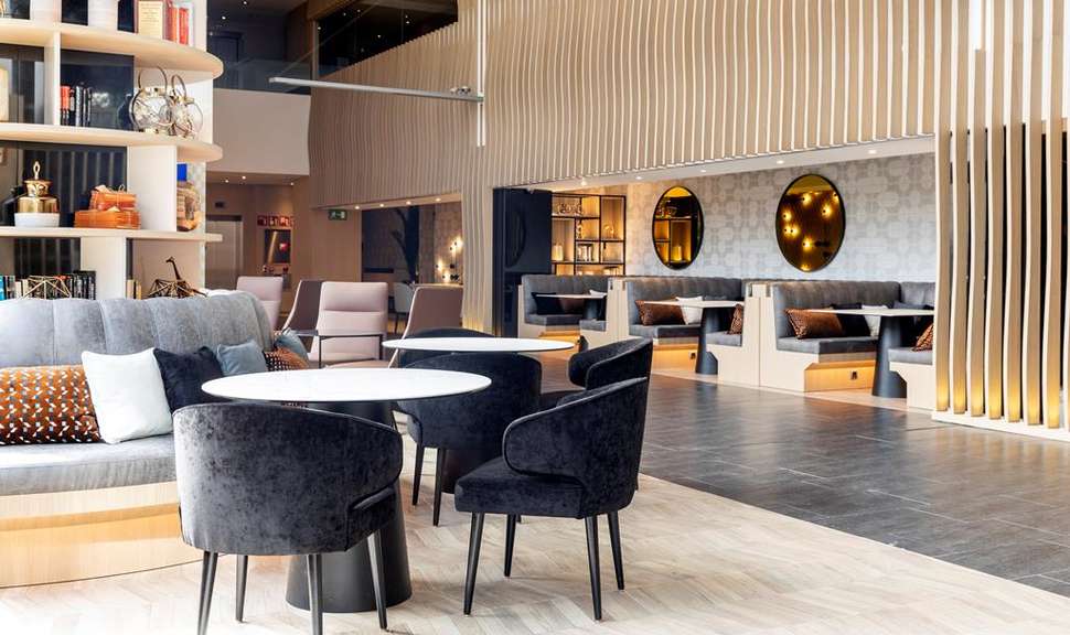 Ein Foto vom Innenbereich im Hotel Ilunion Barcelona