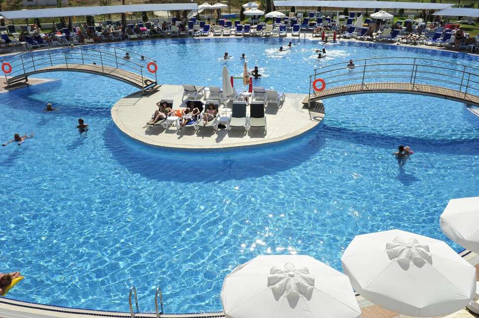 Ein Foto Hotel Cenger Beach Resort & Spa