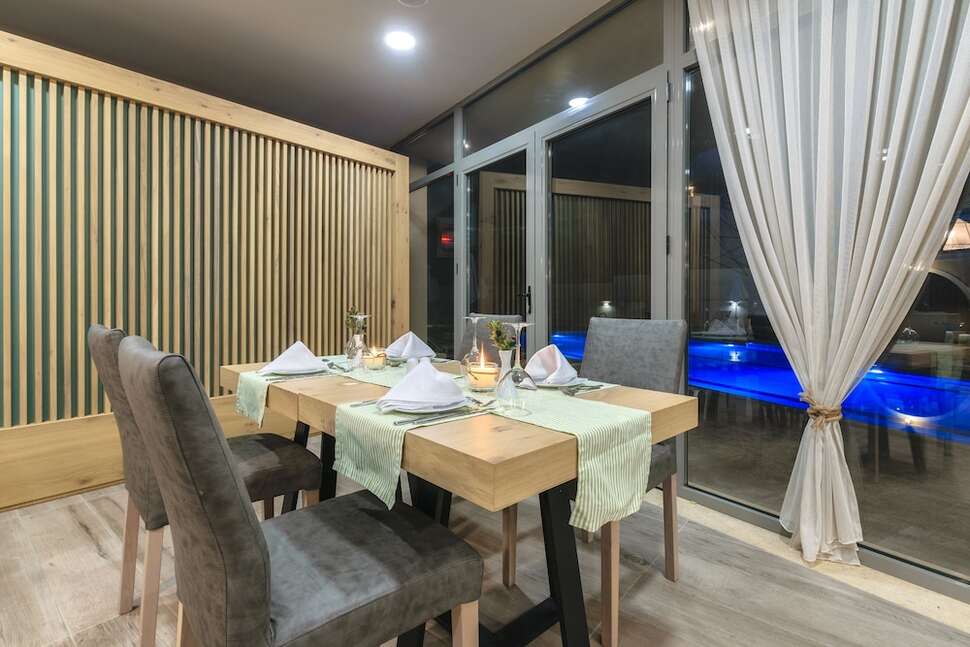 Ein Foto Karras Grande Resort