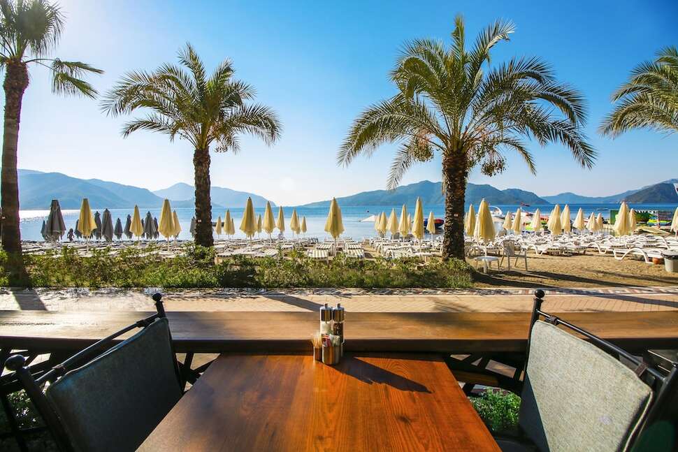 Ein Foto Aurasia Beach Hotel