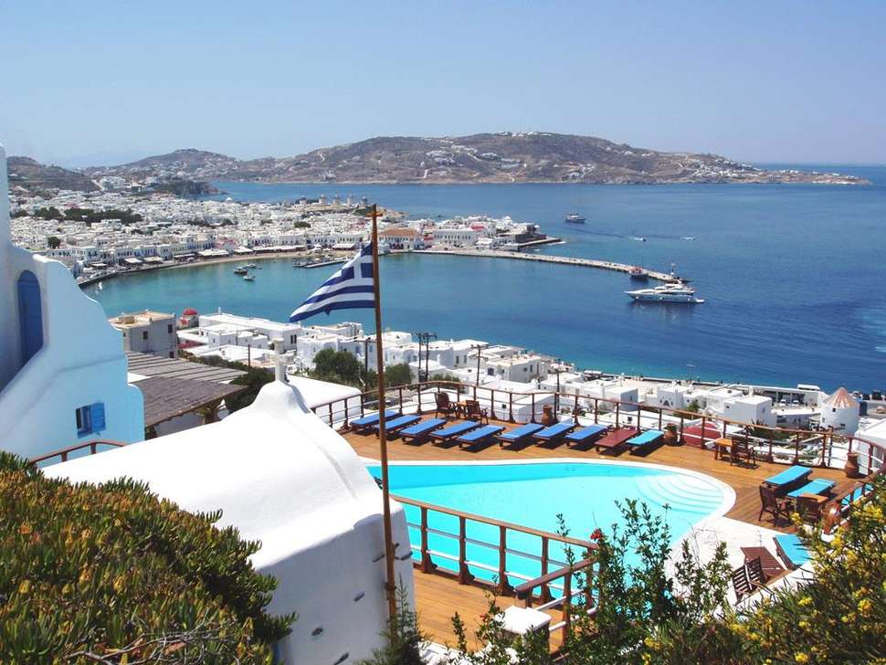 Een foto van het zwembad bij Mykonos View