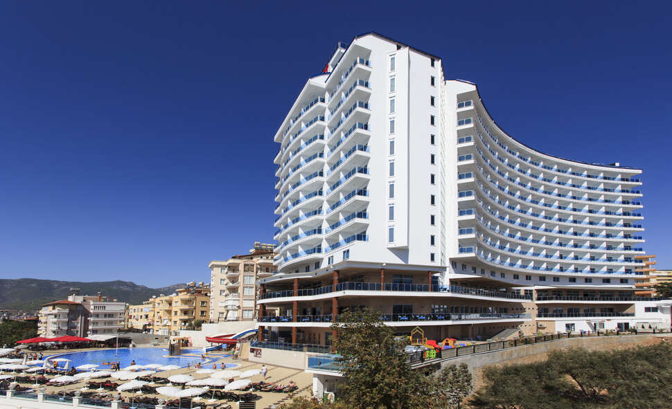Een foto van de buitenkant van Diamond Resort & Spa