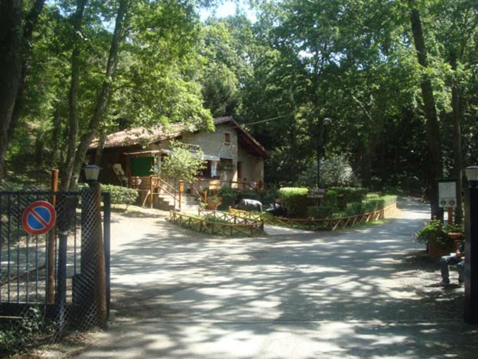 Een foto van hu Montescudaio village