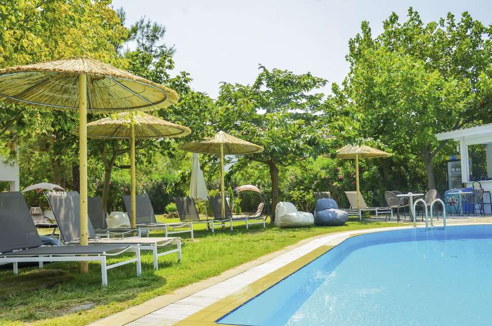 Ein Foto vom Pool im Inspira Boutique Hotel