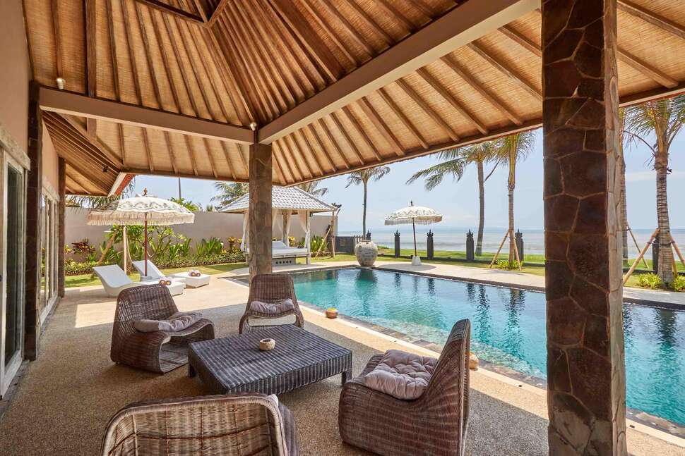 Een foto van The Royal Purnama