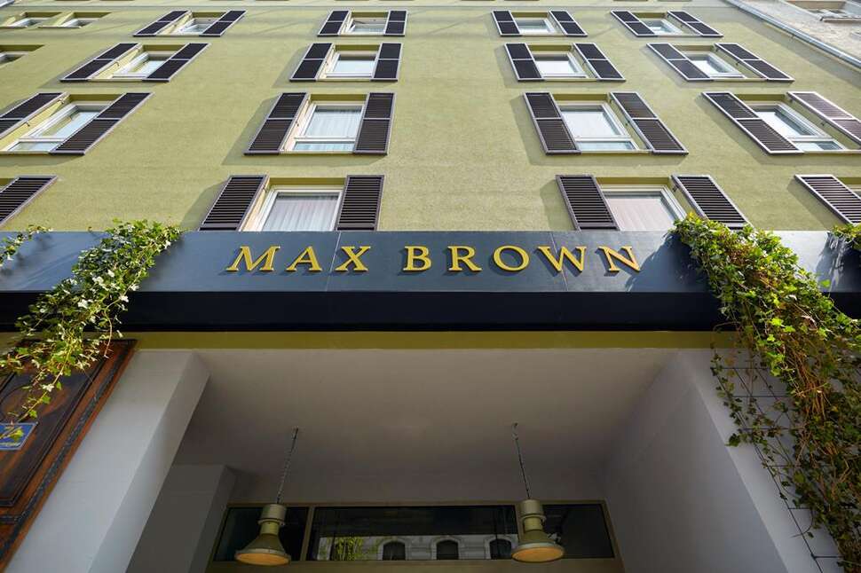 Een foto van Max Brown 7th District