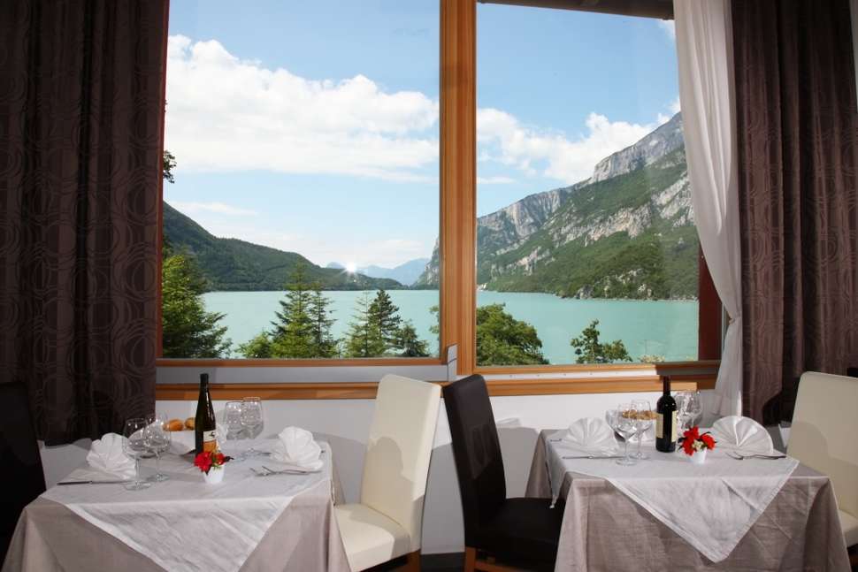 Ein Foto Grand Hotel Molveno