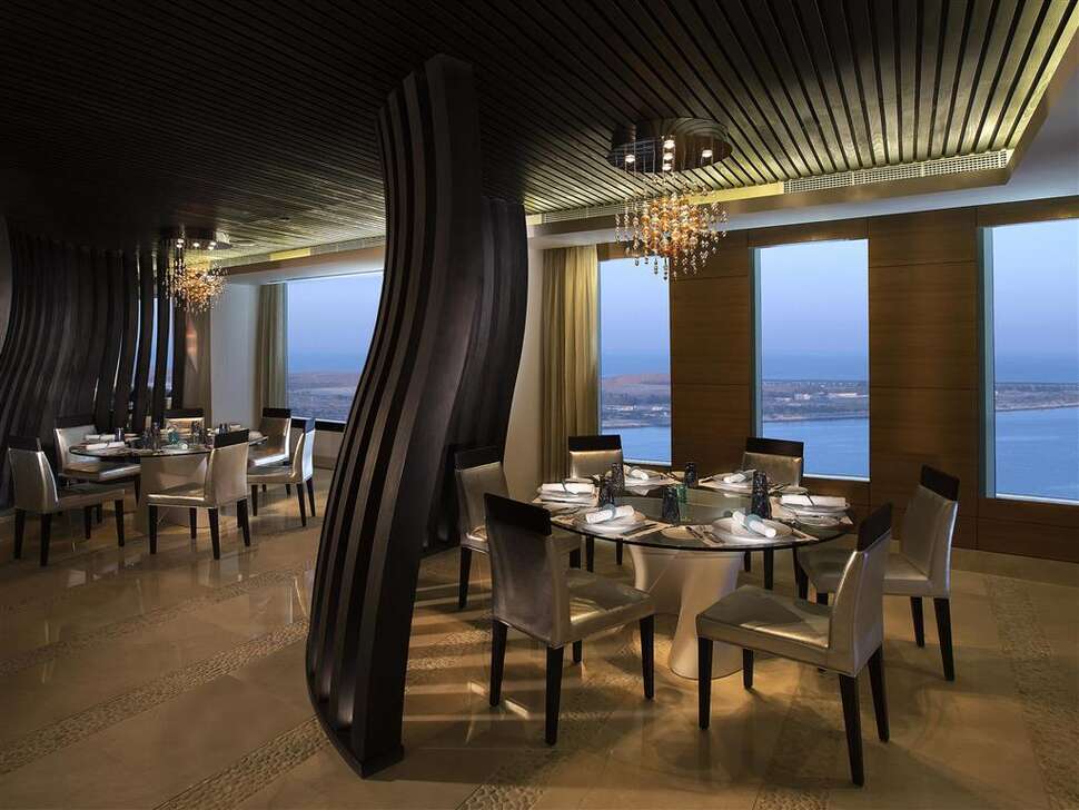 Ein Foto Sofitel Abu Dhabi Corniche