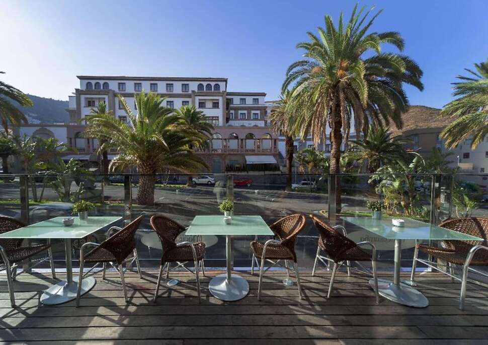 Ein Foto von den Einrichtungen im Barcelo Santa Cruz Contemporaneo