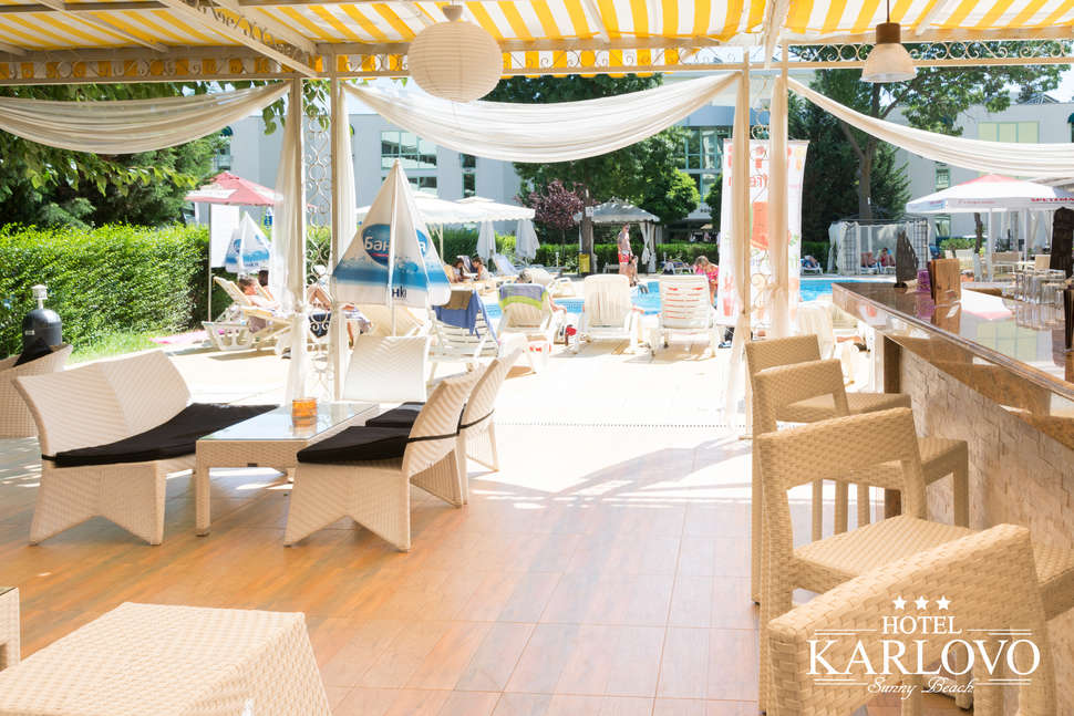 Een foto van het terras bij Karlovo Hotel