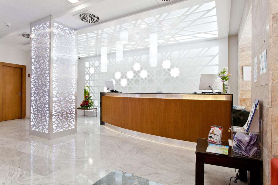 Een foto van het interieur van Hotel Porcel Sabica