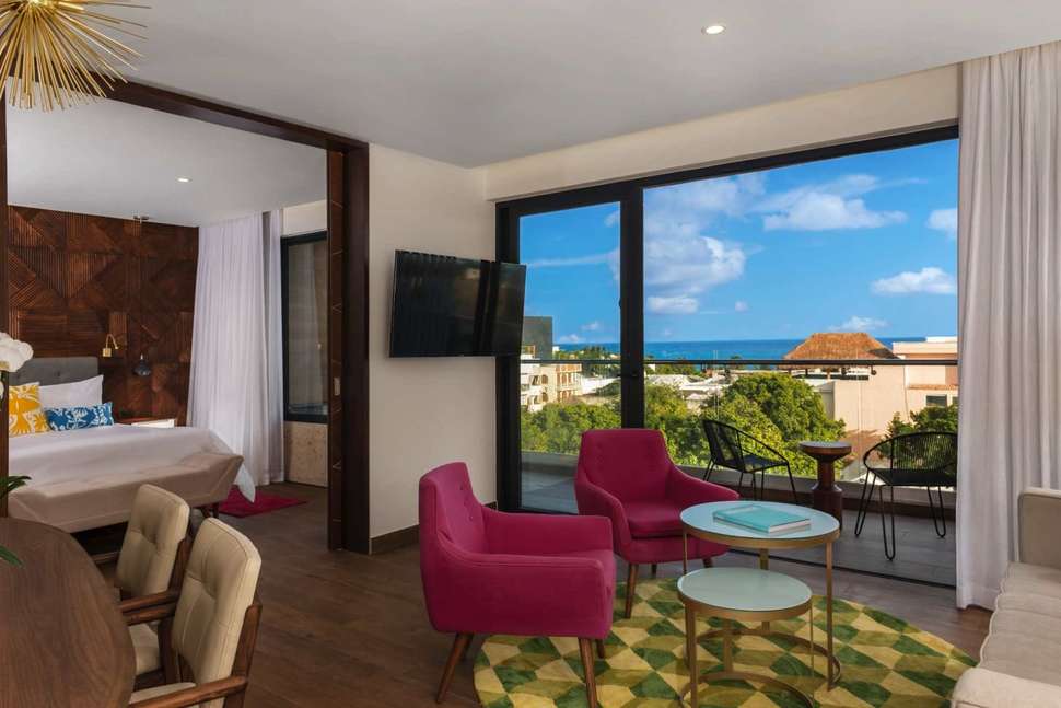 Een foto van The Fives Downtown Hotel & Residences Curio Collection by Hilton