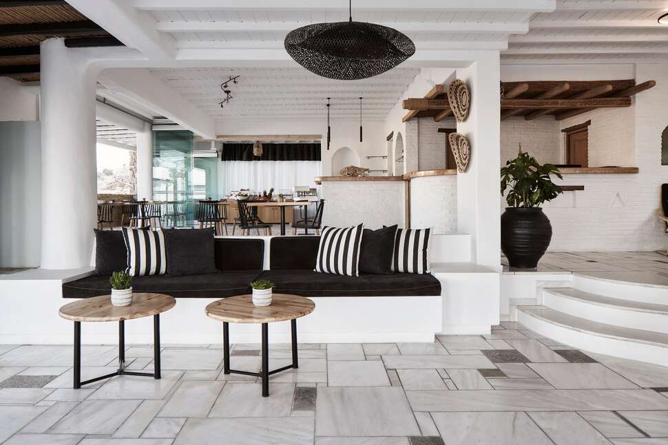 Ein Foto Mr & Mrs White Mykonos