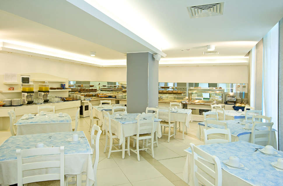 Ein Foto Hotel Bolivar
