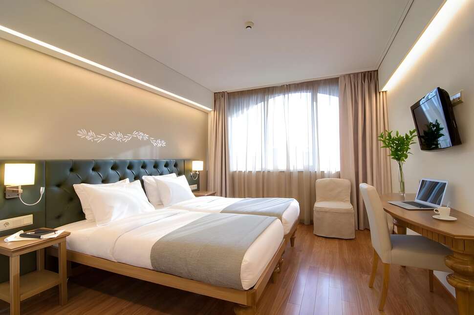 Ein Foto Titania Hotel