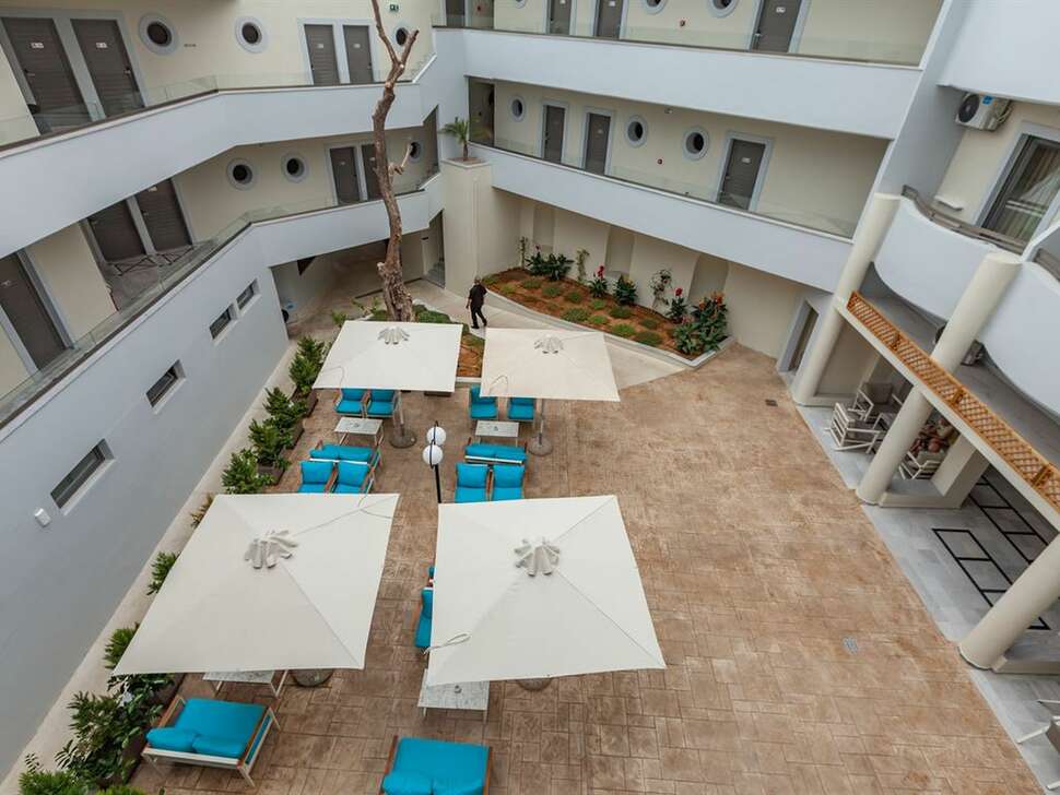 Een foto van het interieur van Harmony Rethymno Beach Hotel