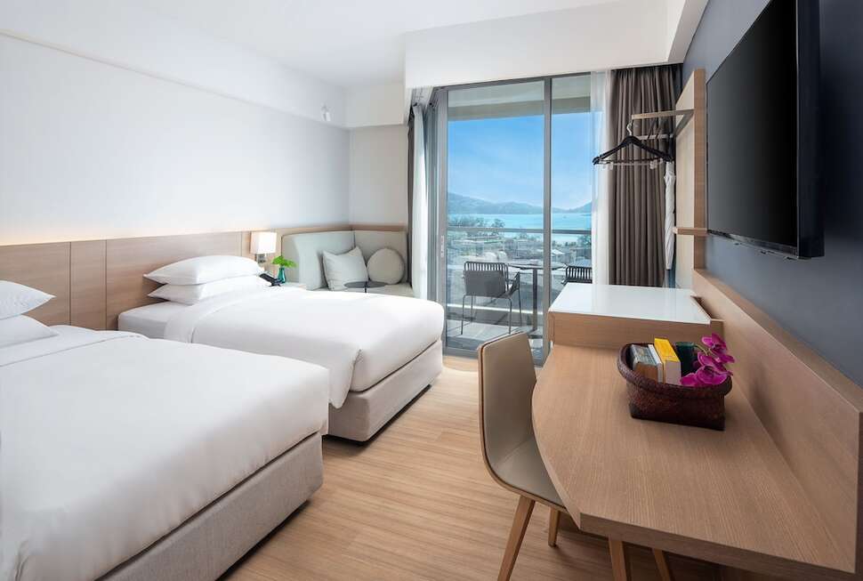 Een foto van The Andaman Beach Hotel Phuket