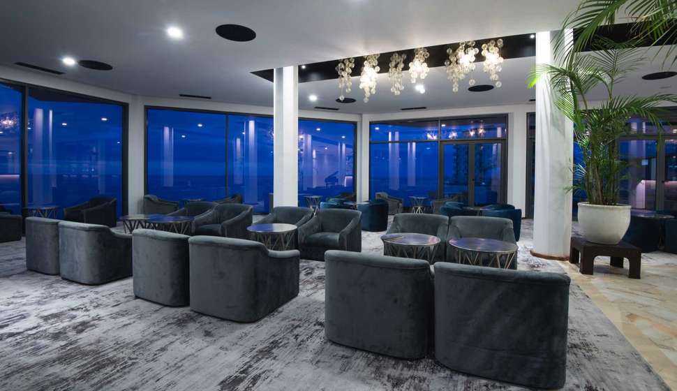 Een foto van het interieur van Hotel Baia Azul